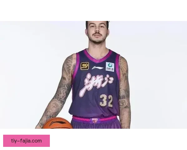 浙江队官宣约克离队安德鲁加盟